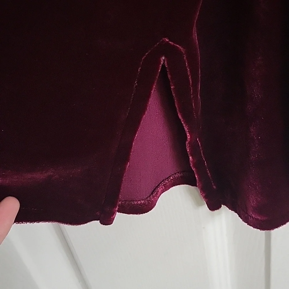 Eileen Fisher Deep Wine Burgundy Red Velvet Silk Blouse, Size S - Picture 5 of 8